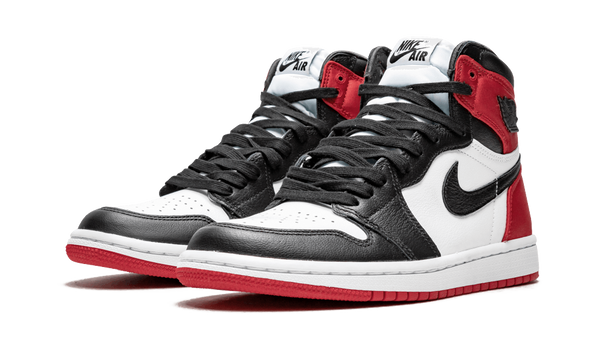 Jordan 1 Retro High Satin Black Toe