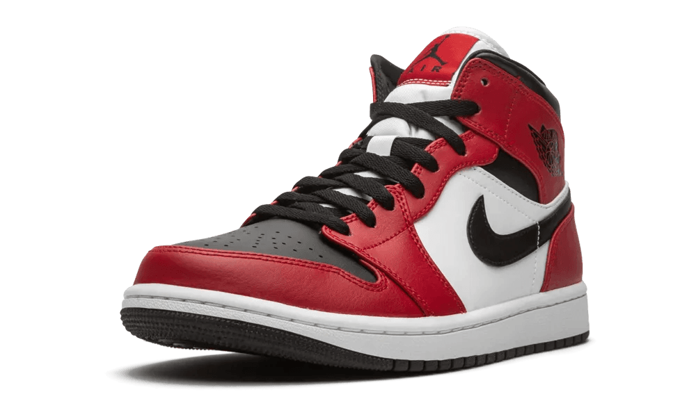 Jordan 1 Mid Chicago Toe