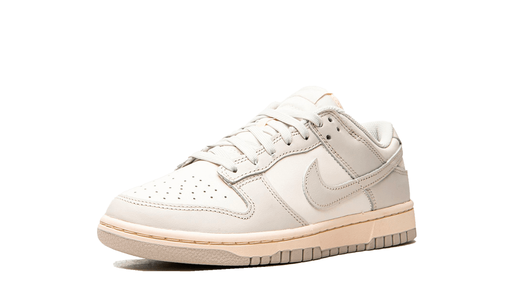 Nike Dunk Low Sail Light Bone (W)